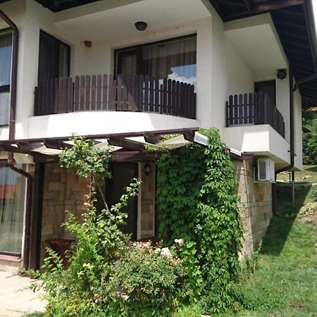 Villa Nina - Bay View Villas Kosharitsa Extérieur photo