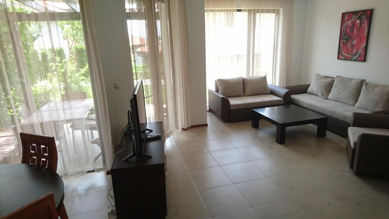 Villa Nina - Bay View Villas Kosharitsa Extérieur photo