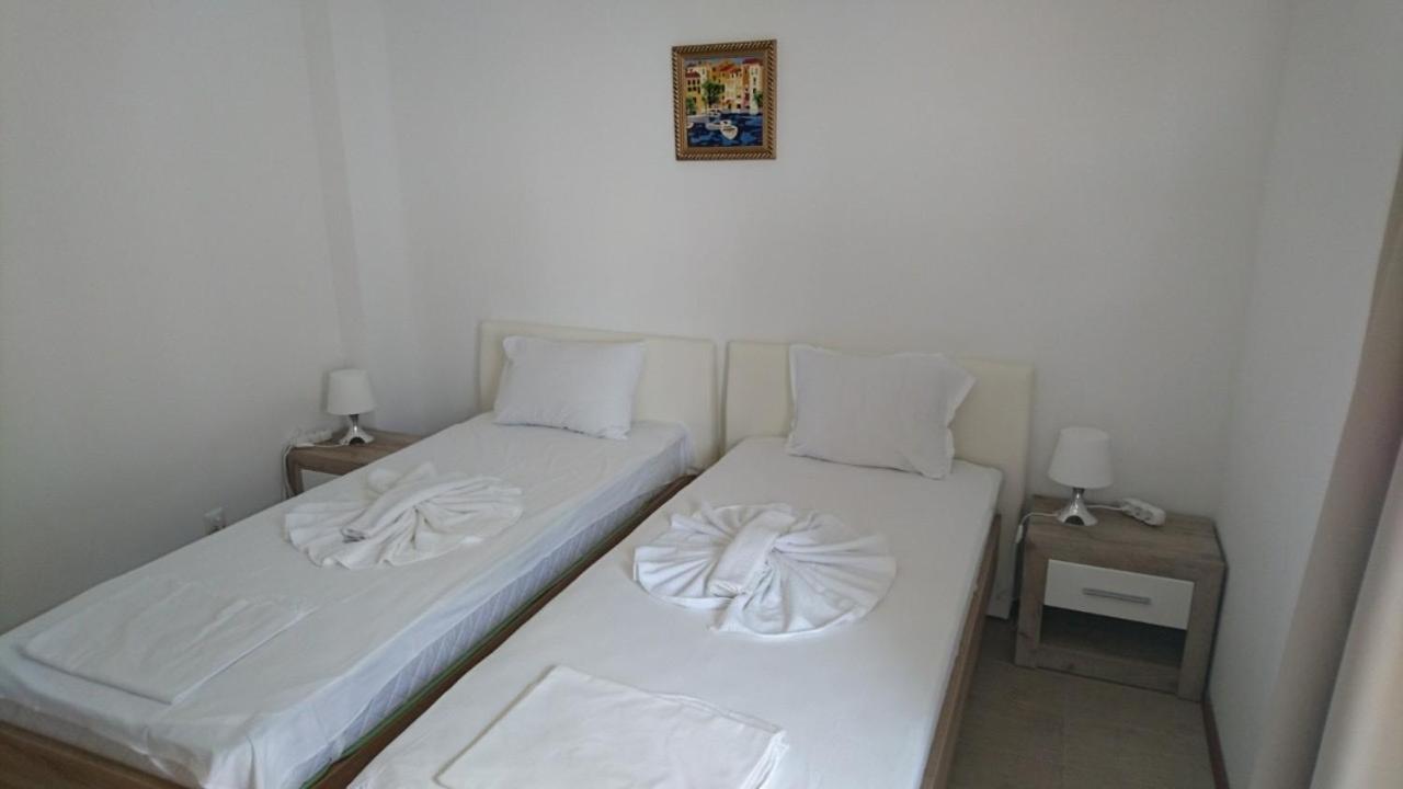 Villa Nina - Bay View Villas Kosharitsa Extérieur photo